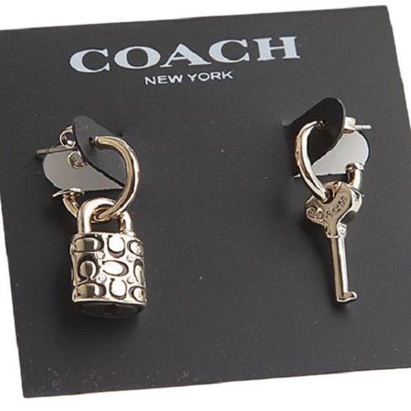 AUTH NEW Coach Goldtone Quilted Padlock & Key Earrings on Card w/Tag & Dust Bag - Picture 1 of 5